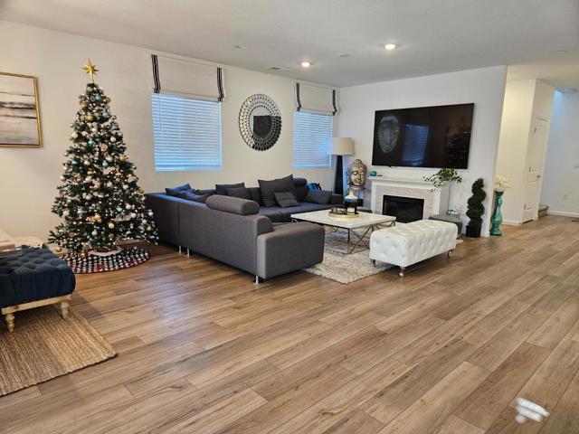Details for 4033 Haflinger Way, Roseville, CA 95747