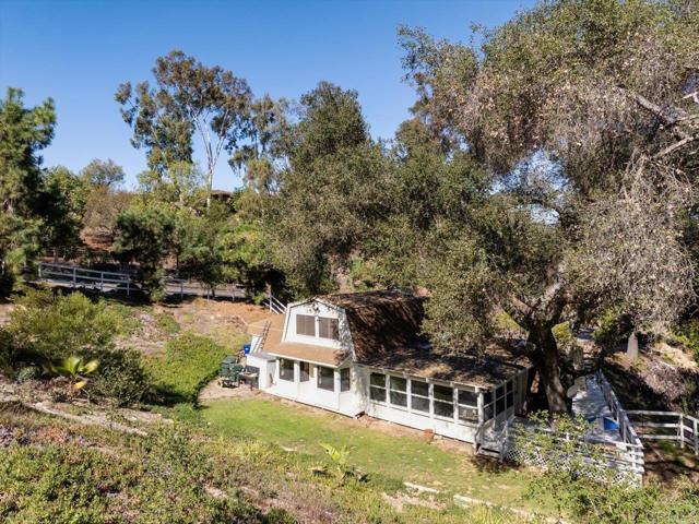 1482 Wilt Rd., Fallbrook CA: https://media.crmls.org/mediaz/ebe7c69a-c404-4730-8ec1-8266a9cf8d0c.jpg