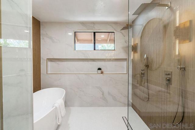 Image 37 of 75 For 2606 Galicia Way