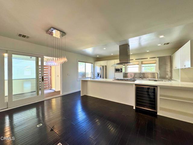 Detail Gallery Image 15 of 33 For 869 S Euclid Ave, Pasadena,  CA 91106 - 3 Beds | 3 Baths