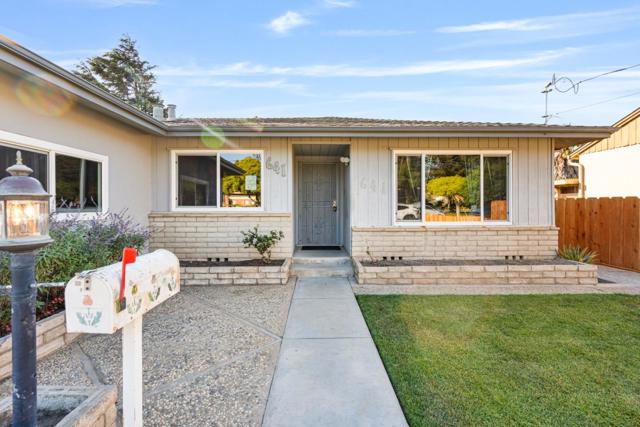 641 Main Street, Soledad CA: https://media.crmls.org/mediaz/ebe84a53-f9d5-4520-8f8c-e3760fcc5aa8.jpg