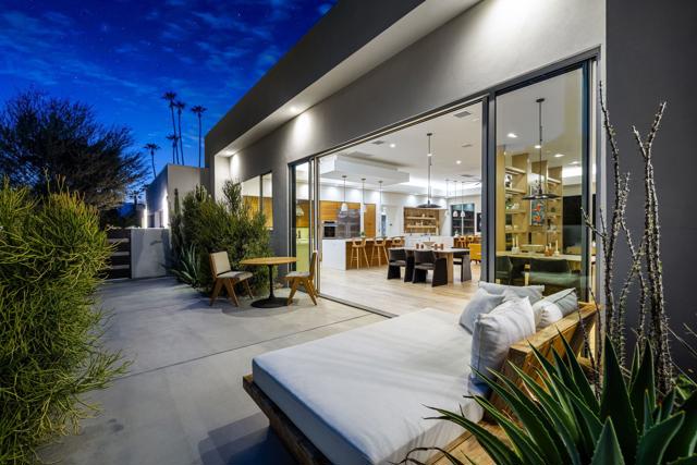 75690 Fairway Drive, Indian Wells CA: https://media.crmls.org/mediaz/ebe867bd-f07c-4922-a3dd-cd38db5dba83.jpg