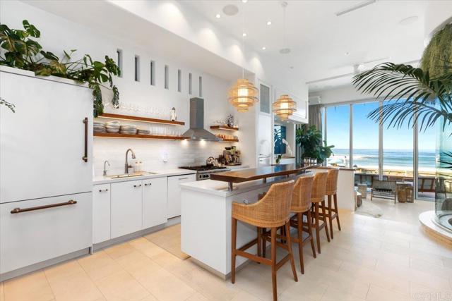 Detail Gallery Image 9 of 57 For 3709 Ocean Front Walk, San Diego,  CA 92109 - 3 Beds | 3/1 Baths