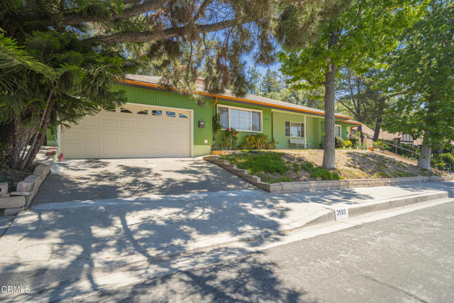 3553 Pontiac Street, La Crescenta CA: https://media.crmls.org/mediaz/ebeae306-6e8d-412d-ac57-4be7ac515cae.jpg