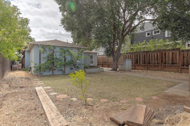 Image 8 of 14 For 526 Lassen Street