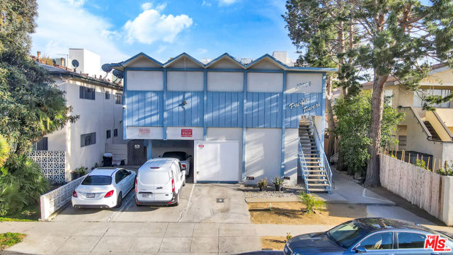 12814 Pacific Ave, Los Angeles, CA 90066