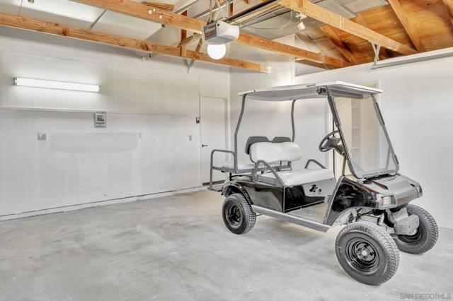12880 Circulo Dardo, San Diego CA: https://media.crmls.org/mediaz/ebecaa08-55fe-4677-b7be-6d675edd128d.jpg