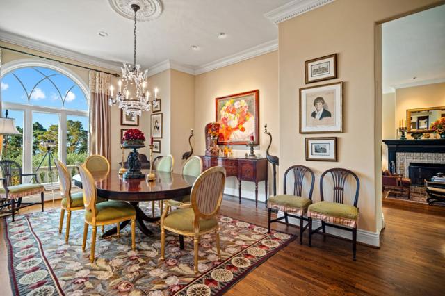 3930 Via Mar Monte, Carmel CA: https://media.crmls.org/mediaz/ebed4c04-3499-4f96-af4a-31dac4bee39b.jpg