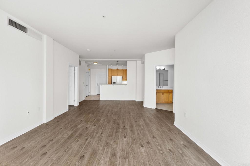 330 J Street - photo 15