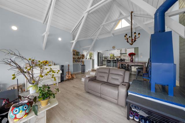1135 OLD CHASE AVENUE, El Cajon CA: https://media.crmls.org/mediaz/ebefa810-a9d5-4b01-9387-91447d0bbd4e.jpg