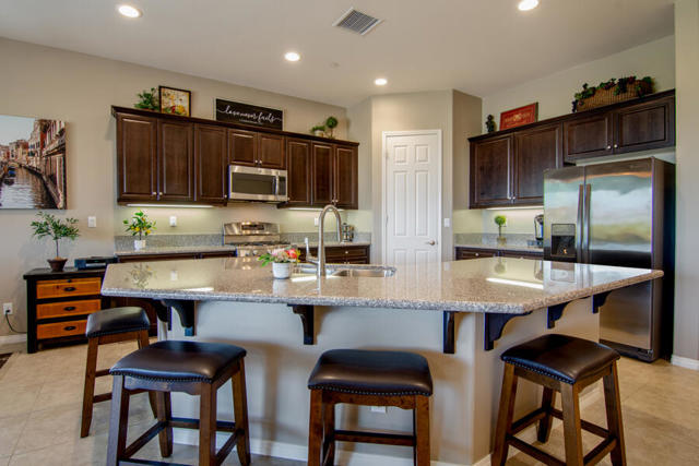Image 10 of 54 For 85071 Stazzano Place