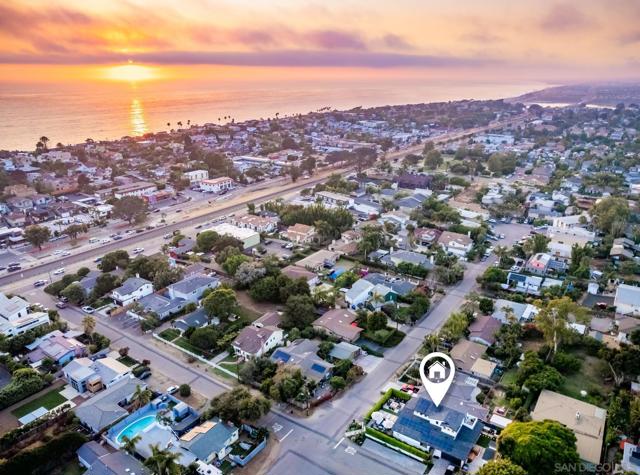 1303 Hermes Ave, Encinitas CA: https://media.crmls.org/mediaz/ebf166a5-764c-4810-ba3e-770e4685100f.jpg