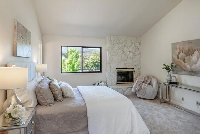 283 De Soto Drive, Los Gatos CA: https://media.crmls.org/mediaz/ebf28770-1b89-4e2d-b5b9-30e9ab5f4b56.jpg