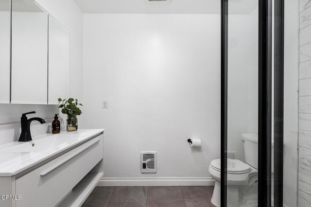 Detail Gallery Image 20 of 27 For 385 S Oakland Ave #205,  Pasadena,  CA 91101 - 3 Beds | 2 Baths