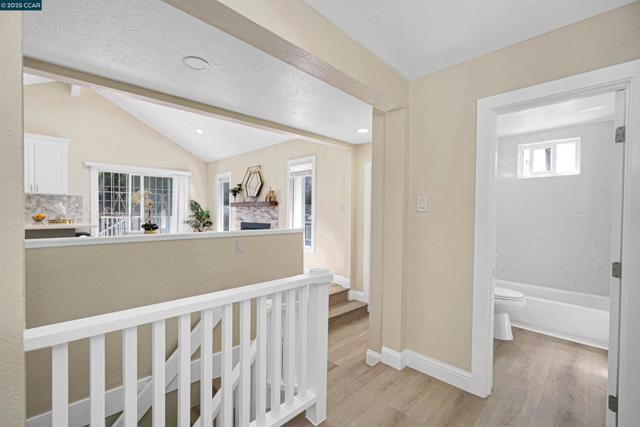 767 47Th St, Oakland CA: https://media.crmls.org/mediaz/ebf4393c-f4a7-4df6-9b3c-7ce5a365ab0d.jpg