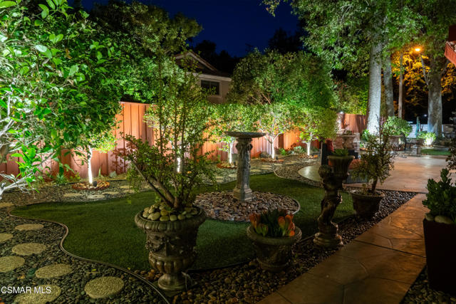1694 Margate Place, Westlake Village CA: https://media.crmls.org/mediaz/ebf48233-21b9-4f61-9ad4-39c3bd0afacb.jpg