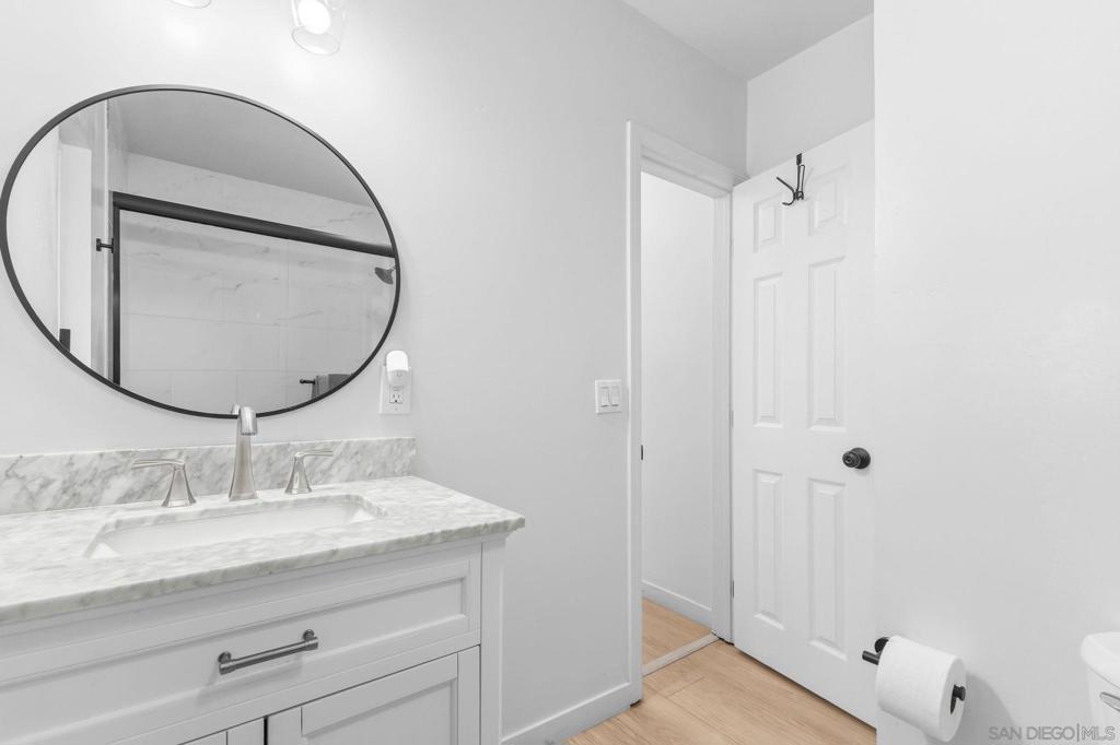1617 Locust St - photo 17