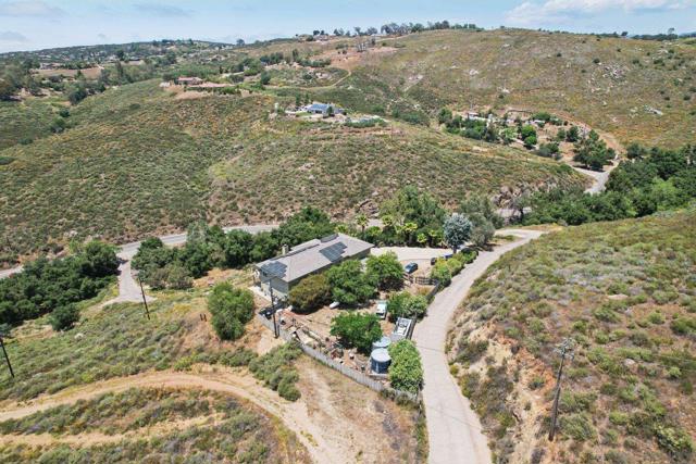 19075 Caesar Drive, Ramona CA: https://media.crmls.org/mediaz/ebf5b32b-8cab-40b9-ba1b-3310c0d36fb1.jpg
