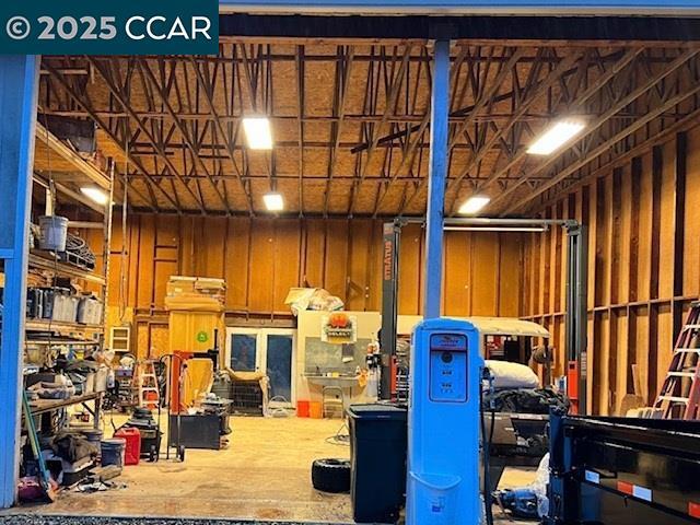 5098 Cantle Road, Copperopolis CA: https://media.crmls.org/mediaz/ebf5cdcf-6a10-4785-9e03-4d7826280cd6.jpg