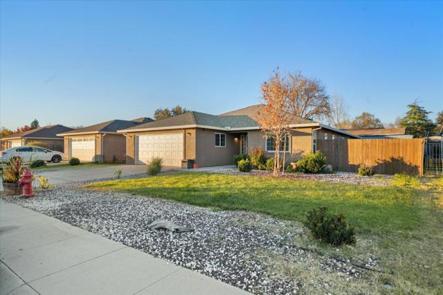 20970 Beagle Street, Cottonwood CA: https://media.crmls.org/mediaz/ebf622b8-b7be-4f3c-a1bd-c0d2abcf70f7.jpg