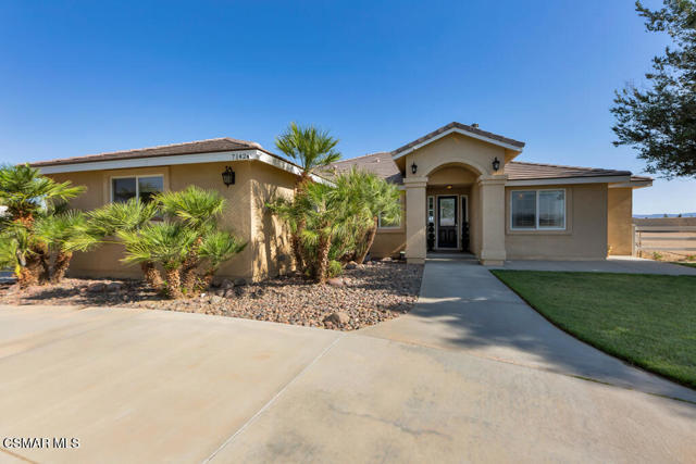 7142 W Avenue A4, Lancaster CA: https://media.crmls.org/mediaz/ebf6c8ca-e9c0-4a52-978f-7dedaf14538b.jpg