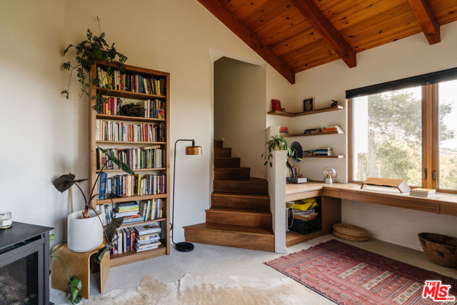 2002 Tuna Canyon Road, Topanga CA: https://media.crmls.org/mediaz/ebf7607d-7072-44ef-bd3e-f8a16fb5dd7b.jpg