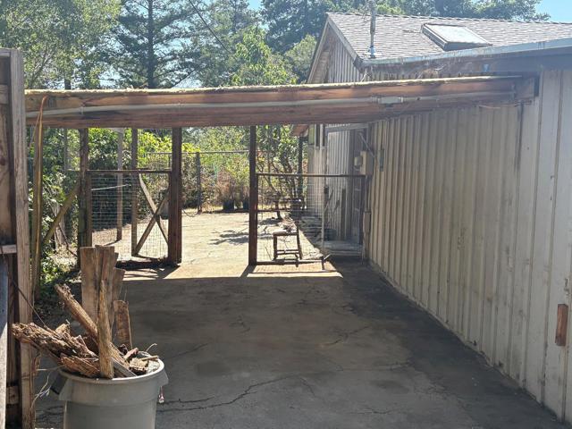 4151 Freedom Boulevard, Aptos CA: https://media.crmls.org/mediaz/ebf775be-1e2d-448d-b58a-0dff20c1ca80.jpg