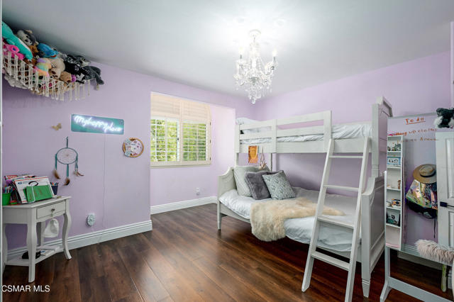 2554 Kirsten Lee Drive, Westlake Village CA: https://media.crmls.org/mediaz/ebf7b17d-e6ee-4a61-a854-5eb2bc0add47.jpg
