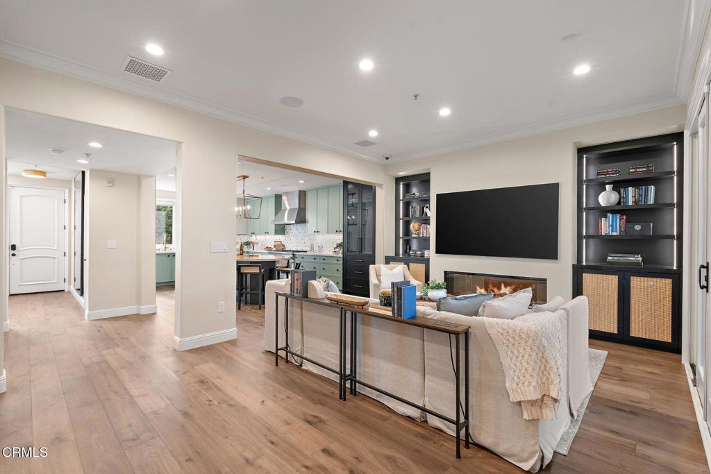 108 S El Molino Avenue #106