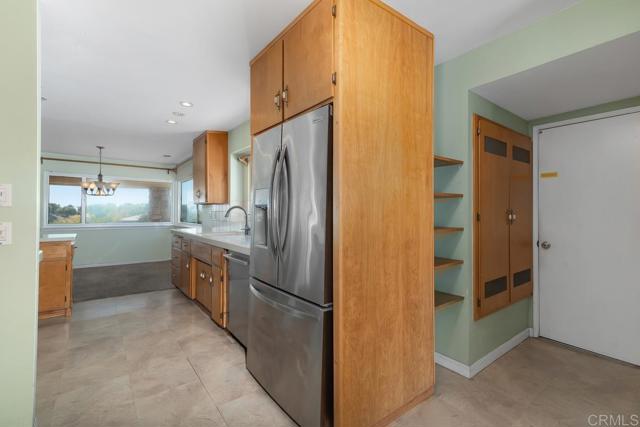 Detail Gallery Image 29 of 52 For 2382 Mirador, Vista,  CA 92084 - 3 Beds | 2/1 Baths