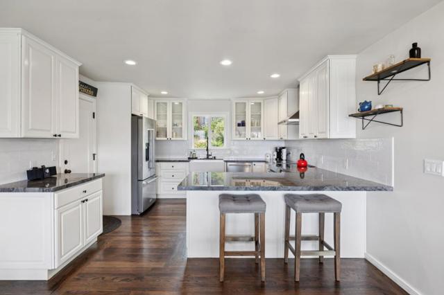 3279 N Cabrillo Highway, Half Moon Bay CA: https://media.crmls.org/mediaz/ebf8cd22-6c84-4a63-b042-c6f176bd034e.jpg