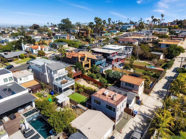Image 6 of 34 For 4569 Coronado Ave