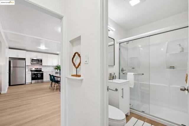 1921 Coalinga Ave, Richmond CA: https://media.crmls.org/mediaz/ebfaebd2-02aa-4240-885d-4a8a64ea6d1a.jpg