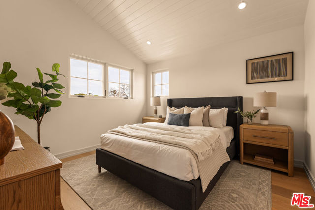 Image 27 of 36 For 8363 Stewart Avenue