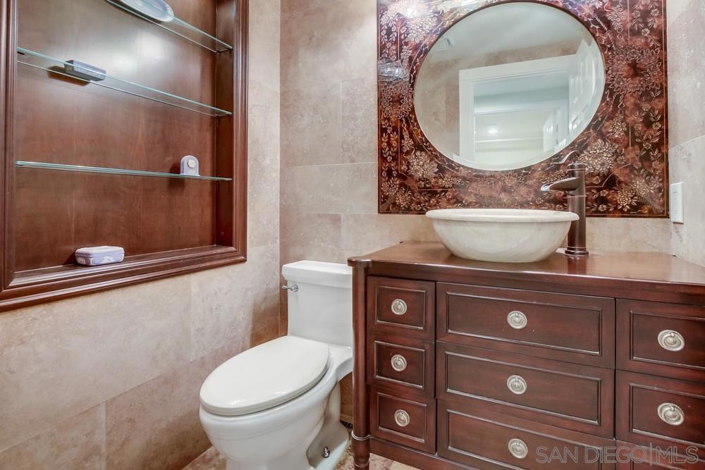 MLS #250032414SD img 21