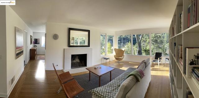 Image 5 of 6 For 10 Ridgewood Rd