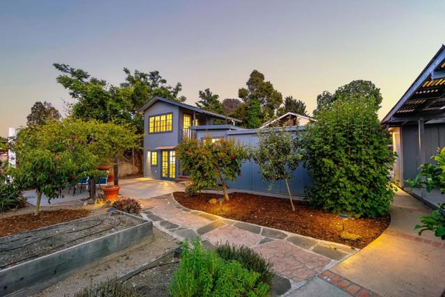 68 Live Oak Road, Royal Oaks CA: https://media.crmls.org/mediaz/ebffa4c0-1e61-4390-85f4-9dc5520889db.jpg