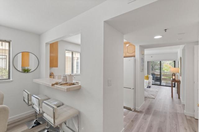 576 W Parr Avenue, Los Gatos CA: https://media.crmls.org/mediaz/ec000a65-e39c-495c-97c8-8ede7780d17e.jpg