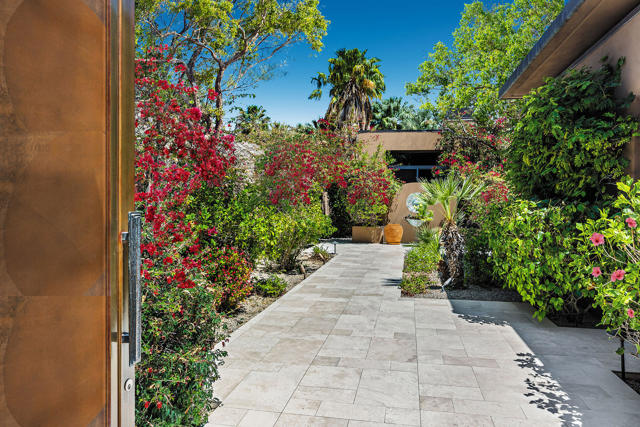 810 Shadow Vista, Palm Desert, CA 92260