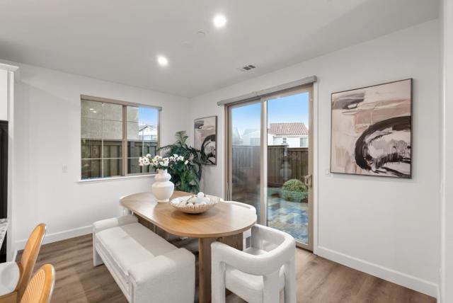 355 Crestview Circle, Daly City CA: https://media.crmls.org/mediaz/ec0198a0-3ee1-4588-a69d-0e1982a43ff8.jpg