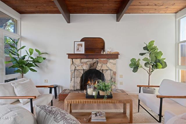 Detail Gallery Image 6 of 24 For 122 Kinman Ave, Goleta,  CA 93117 - 3 Beds | 1/1 Baths