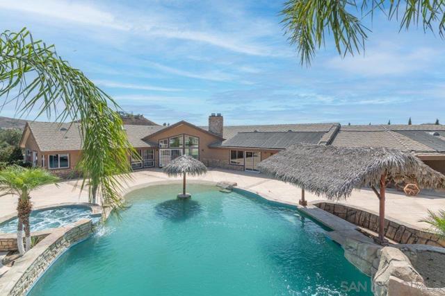 Image 69 of 75 For 37789 Avenida La Cresta