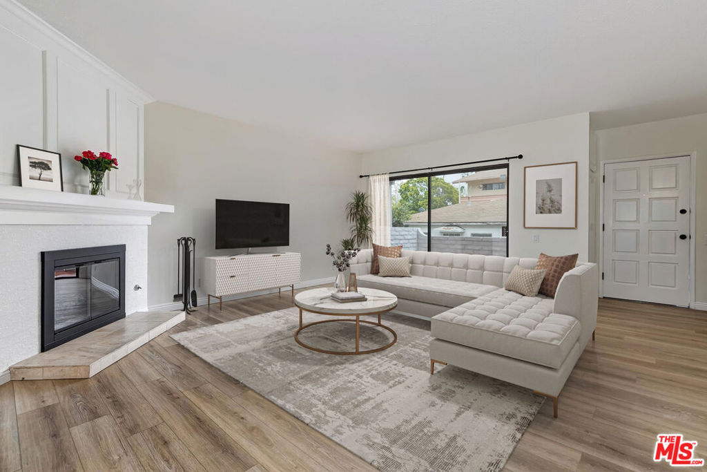 1508 Berkeley Street B, Santa Monica, CA 90404