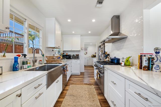 3380 Moraga Court, San Diego CA: https://media.crmls.org/mediaz/ec043fde-a25b-46ff-aac3-5dabaaa475e3.jpg