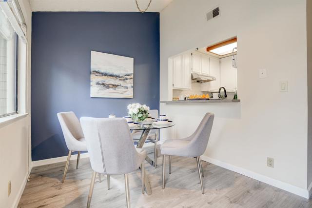 Image 7 of 50 For 6047 Joaquin Murieta Ave  F