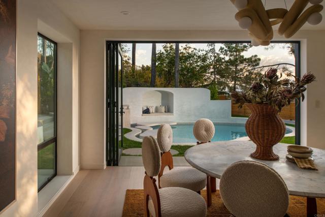 Detail Gallery Image 14 of 56 For 14847 Vista Del Oceano, Del Mar,  CA 92014 - 5 Beds | 4 Baths