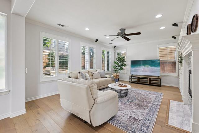 Detail Gallery Image 5 of 36 For 11493 Nantucket Pkwy, San Diego,  CA 92130 - 4 Beds | 4/1 Baths