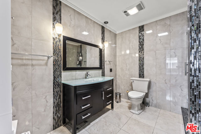10854 Morrison Street, North Hollywood CA: https://media.crmls.org/mediaz/ec074d31-7a5b-4a4d-b1b6-b19c967c4a19.jpg