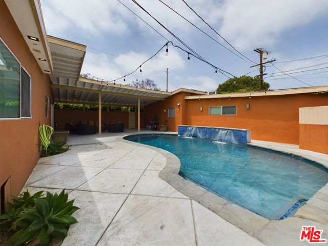 10650 Putney Road, Los Angeles, California 90064, 4 Bedrooms Bedrooms, ,3 BathroomsBathrooms,Single Family Residence,For Sale,Putney,24421207