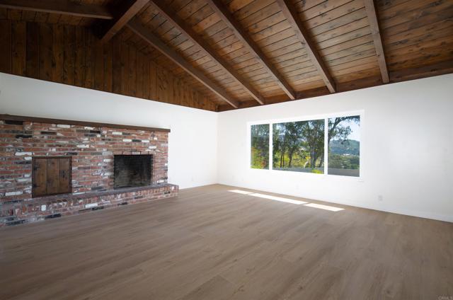 25311 Jesmond Dene Road, Escondido CA: https://media.crmls.org/mediaz/ec08c3d8-255d-45e8-a6e0-ab1cf7773fe0.jpg